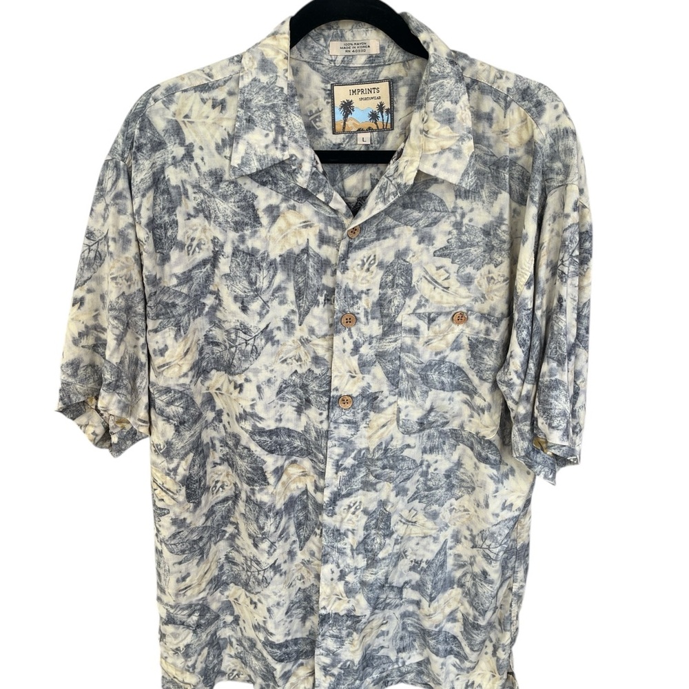 Vintage Imprints Sportswear leaf print button up short sleeve short L